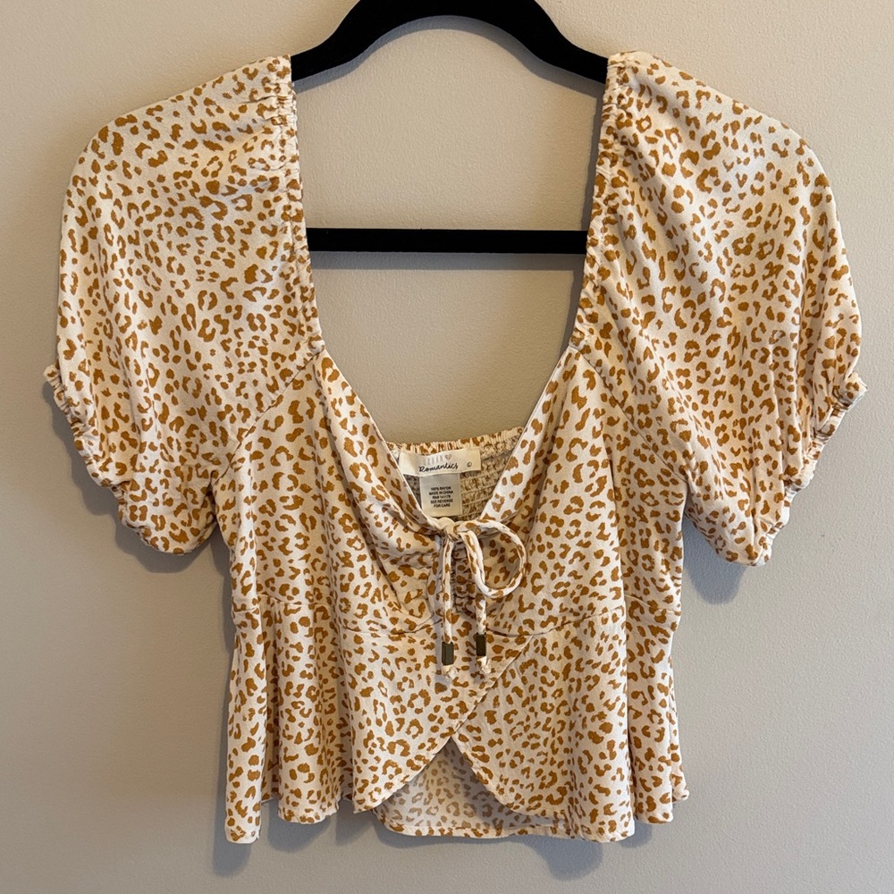 URBAN Romantics Animal Print Tie-Front Blouse